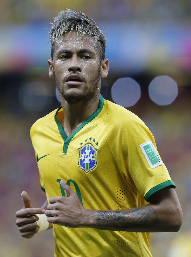 主角无疑是 主角无疑是