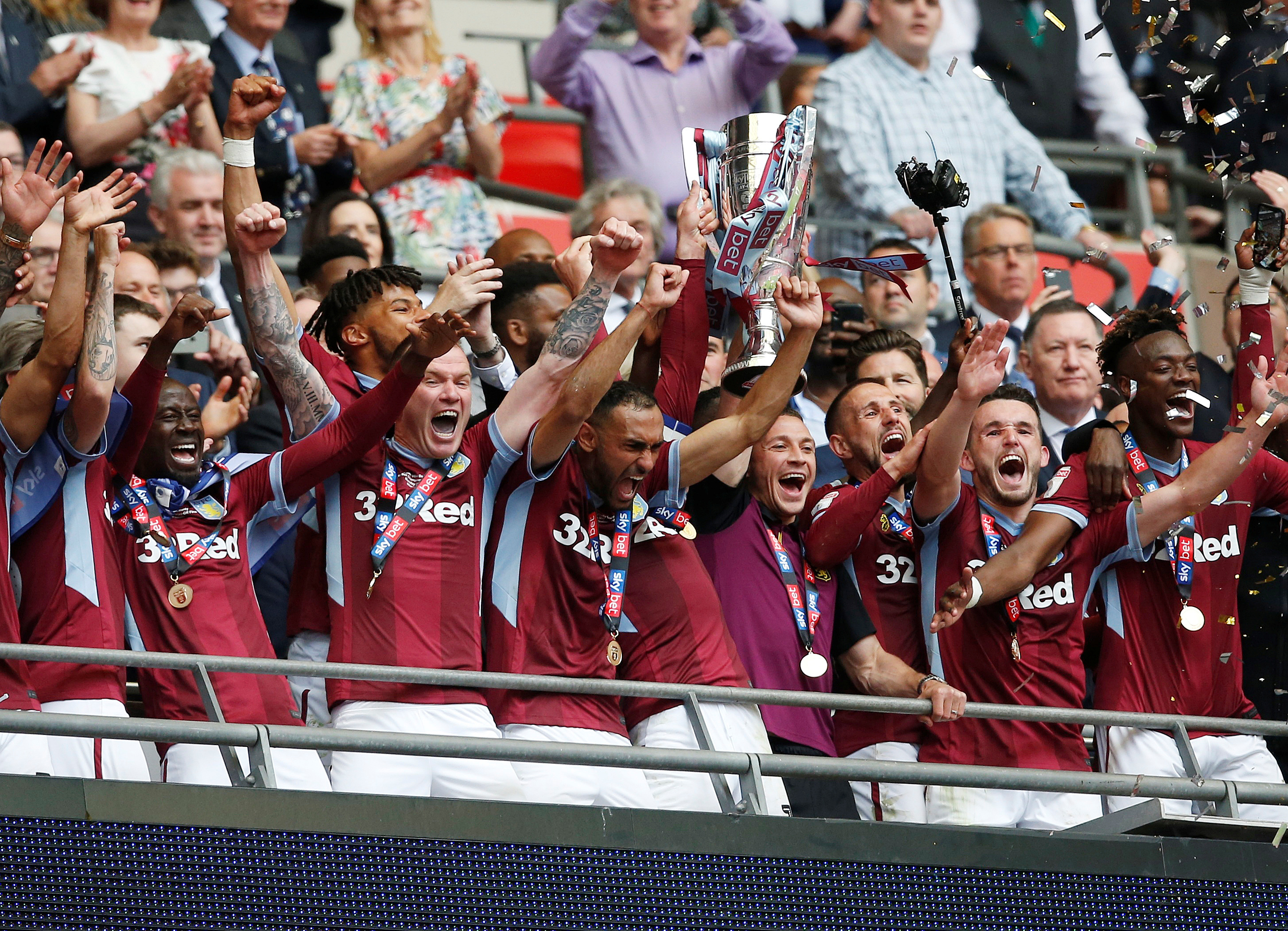 经历了不小 经历了不小