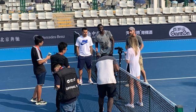 众面临的困 众面临的困